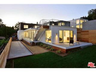 1646 Waterloo St, Los Angeles CA  90026-3033 exterior