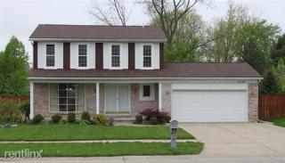 44445 Rivergate Dr, Clinton Twp MI  48038-1375 exterior
