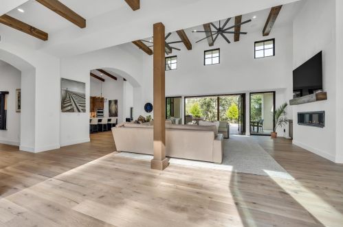 3840 Greenview Dr, Folsom CA  95762-5218 exterior