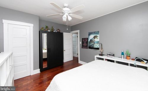 257 Stratford Ave, Camden NJ 08108-2327 exterior