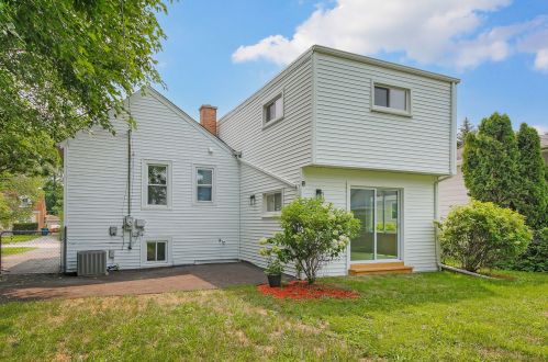 468 Emroy Ave, Elmhurst IL  60126-2019 exterior