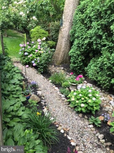 220 Park Pl, Media PA 19063-2045 exterior