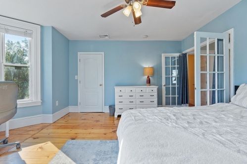 30 Maple Ave, North Andover MA 01845-3613 exterior