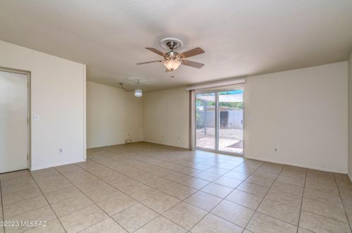 4542 15th St, Tucson AZ 85701-2444 exterior