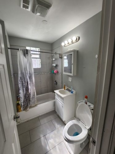 5632 Wabash Ave, Chicago IL 60628-3531 exterior