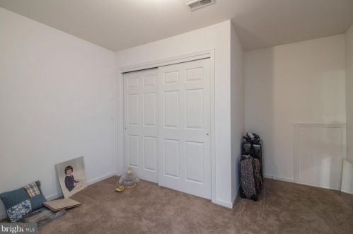 201 Fairway Dr, Warminster PA 18974-3797 exterior