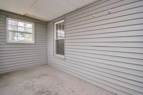 34 Geneva St, Springfield MA 01151-1807 exterior