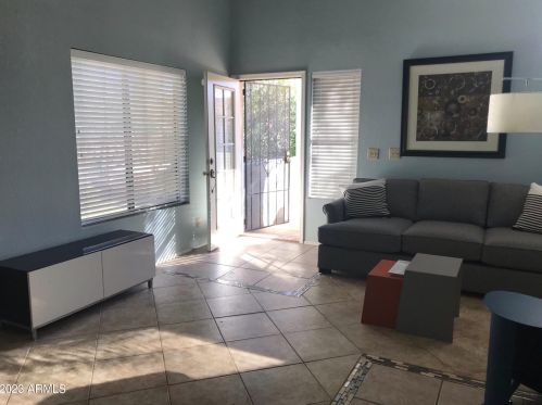 19820 13th Ave, Phoenix AZ 85027-4308 exterior