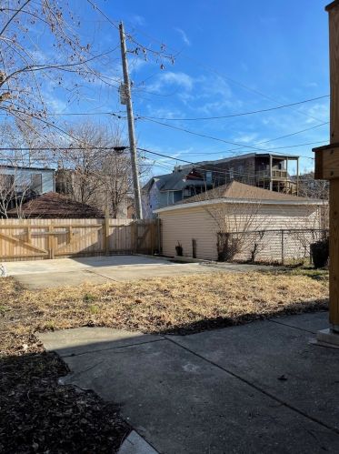 6657 Wabash Ave, Chicago IL  60637-3034 exterior