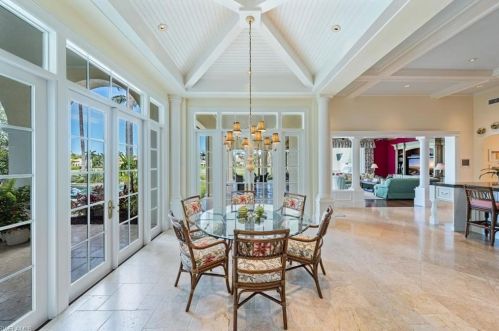 1437 Nighthawk Pt, Naples FL 34105-2789 exterior