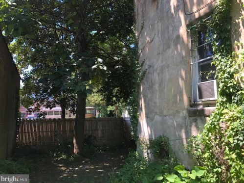 4538 Greene St, Philadelphia PA 19144-6015 exterior