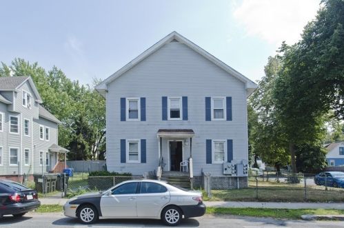 89 Kensington Ave, Springfield, MA 01108-1863