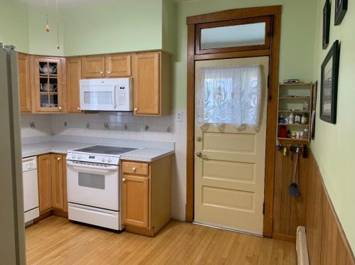 5546 Wilson Ave, Chicago IL 60625-3760 exterior