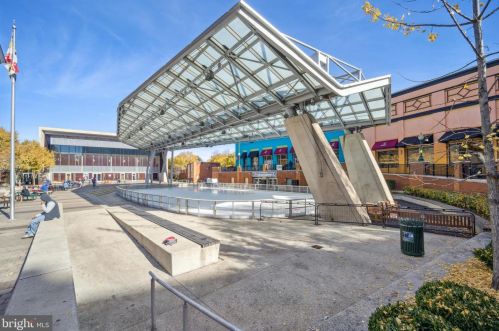 1220 Blair Mill Rd, Silver Spring MD  20910-4808 exterior