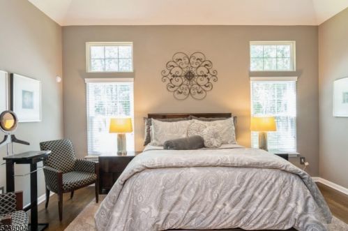 2801 Packer Ct, Bridgewater NJ 08807-7017 exterior