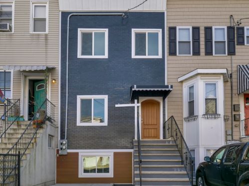 419 St, Union City NJ 07087-4024 exterior