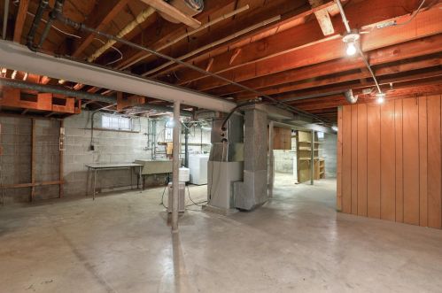 3531 84th St, Milwaukee WI  53222-1502 exterior