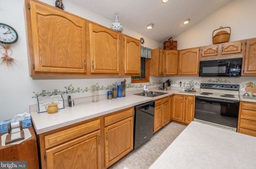 272 Wooded Ridge Rd, Swanton MD 21561-2334 exterior