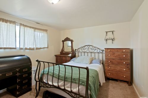 9173 Laura Anne Way, Sandy UT 84070 exterior