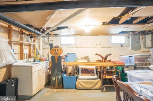 126 Fowler Ave, Tavistock NJ 08033-1336 exterior