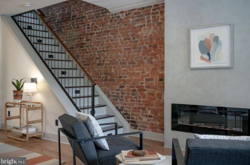 1025 51st St, Philadelphia PA  19143-4213 exterior