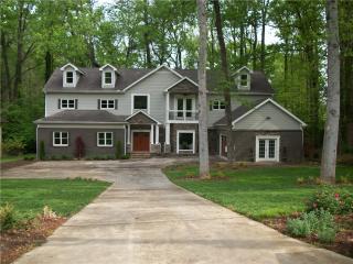 1400 Rock Springs Cir, Atlanta GA  30306-2250 exterior