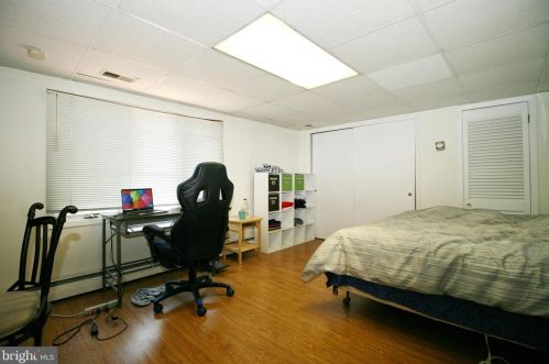 1078 Corn Crib Dr, Huntingdon Valley PA 19006-3306 exterior