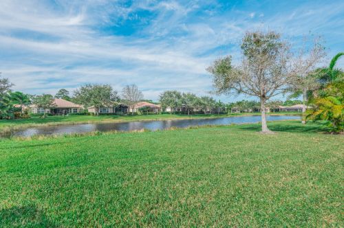 7317 Bob O Link Way, Fort Pierce FL  34986-3341 exterior