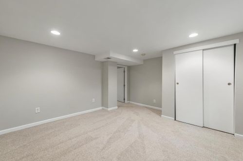 12143 Sunnycrest Pl, Hazelwood MO 63043-1222 exterior