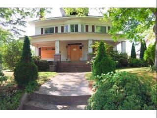 615 Mebane St, Burlington NC  27217-4133 exterior