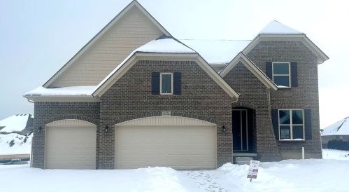 35754 Addison Dr, New Baltimore, MI 48047-5860