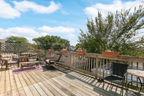 6121 Newport Ave, Chicago IL 60634-4142 exterior