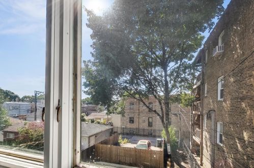 2255 Addison St, Chicago IL 60618-6017 exterior