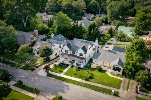 1130 Hudson Dr, Atlanta GA  30306-3578 exterior