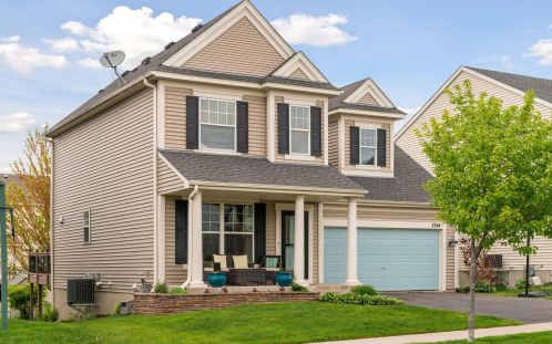 2344 Kelm St, Chaska, MN 55318-3231