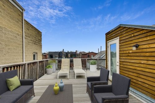 2637 Wayne Ave, Chicago IL 60614-1231 exterior