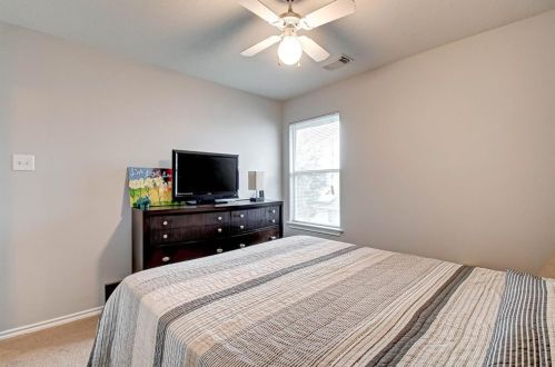 8909 Elm Drake Ln, Humble TX 77338-1171 exterior