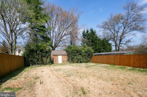 711 Ritchie Ave, Silver Spring MD 20910-5242 exterior