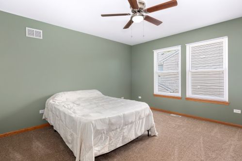 1006 Butterfield Cir, Joliet IL 60404-8144 exterior