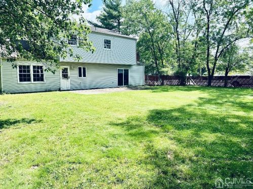 1 Library Pl, Edison NJ  08820-2719 exterior