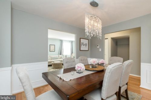 2645 Centennial Ct, Alexandria VA 22311-1304 exterior