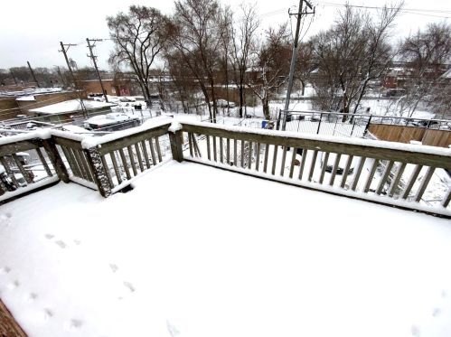 4029 Harrison St, Chicago IL 60607-3105 exterior