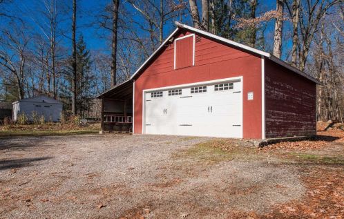 107 Bedell Rd, Poughkeepsie NY 12603-1041 exterior