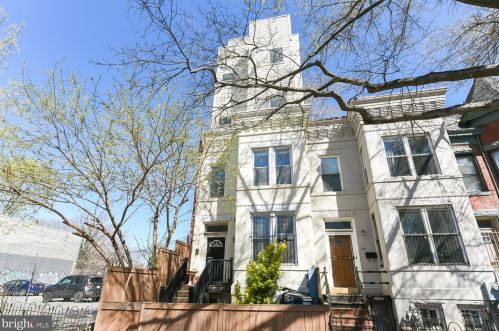 26 P St, Washington, DC 20002-3332