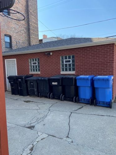 7942 Paulina St, Chicago IL 60620-4523 exterior