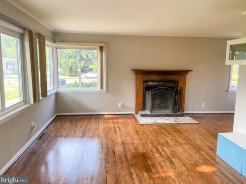 655 Blue Spruce Ct, Pottstown PA 19464-2827 exterior