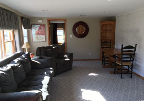 6 Cason Dr, Commack NY 11725-1909 exterior