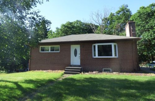 3068 Boston Rd, Wilbraham MA  01095-1829 exterior