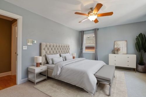 828 Colfax Ave, Elmhurst IL 60126-4535 exterior