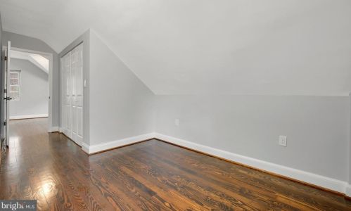 8407 Hartford Ave, Silver Spring MD  20910-5311 exterior